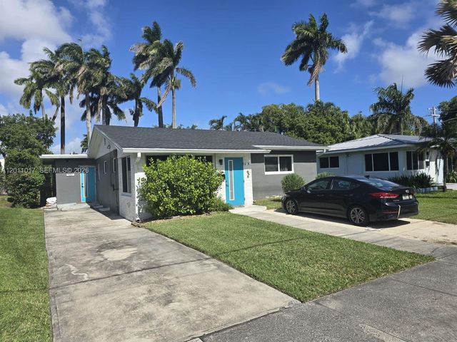 115 SE 2nd St 2, Dania Beach, FL 33004