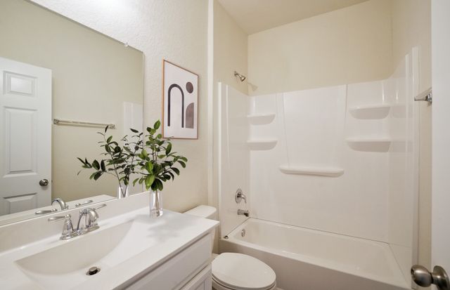 1929 Village Creek Lane, Denton, TX 76208