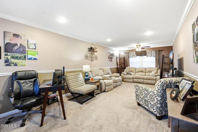 208 Coralwood Drive, Kingsport, TN 37663