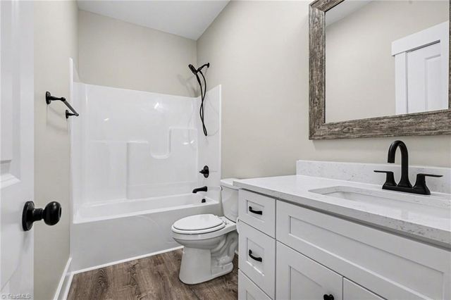 2873 Glowing Wood Trail, Asheboro, NC 27205