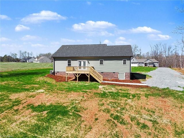 2873 Glowing Wood Trail, Asheboro, NC 27205