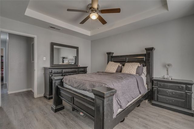 521 Crane Circle, Desoto, TX 75115