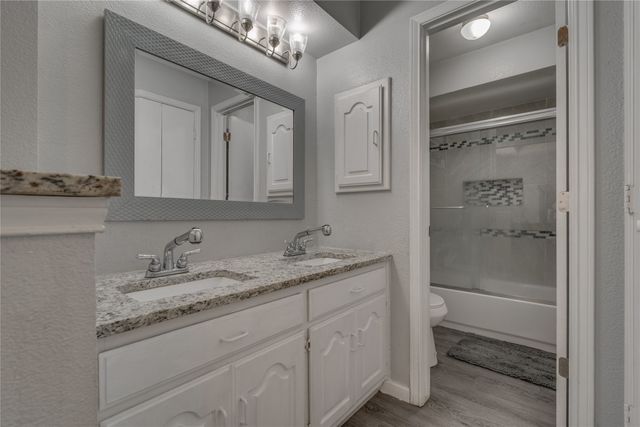 521 Crane Circle, Desoto, TX 75115