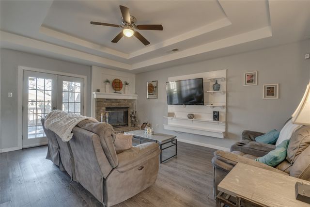 521 Crane Circle, Desoto, TX 75115