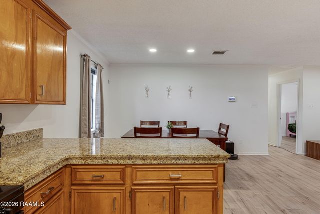 904 Chappuis Avenue, Rayne, LA 70578