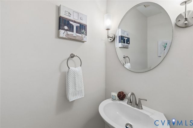 4316 Deertrail Dr, North Chesterfield, VA 23234