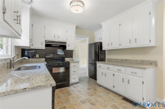 4316 Deertrail Dr, North Chesterfield, VA 23234