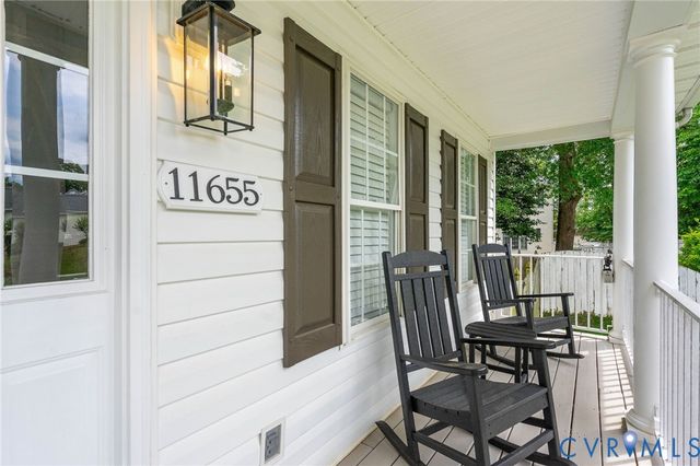 11655 Explorer Dr, Midlothian, VA 23114