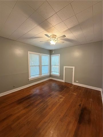 330 Rosebud Ave, Corpus Christi, TX 78404