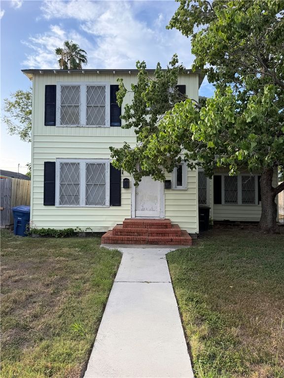 330 Rosebud Ave, Corpus Christi, TX 78404