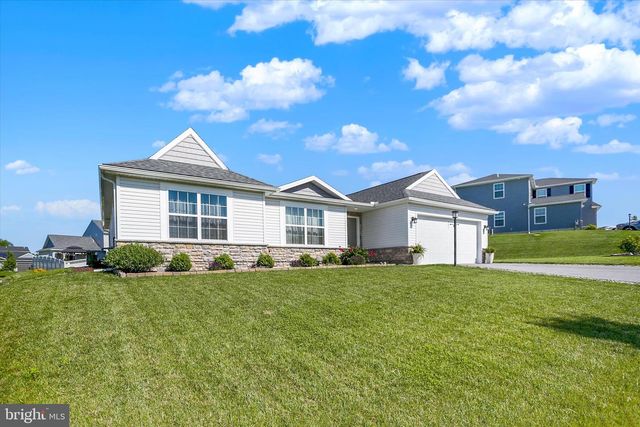 207 EAGLE RD, Dillsburg, PA 17019