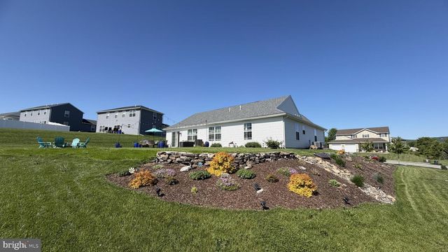 207 EAGLE RD, Dillsburg, PA 17019