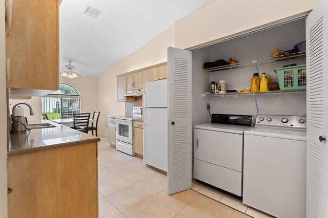 8108 NW 100th Lane, Tamarac, FL 33321