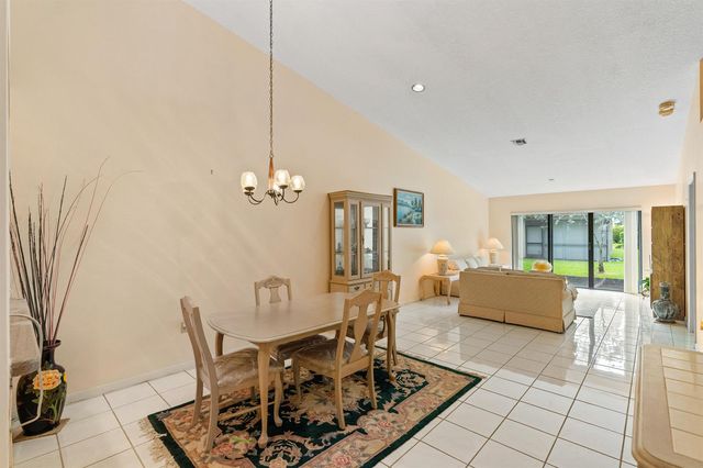 8108 NW 100th Lane, Tamarac, FL 33321