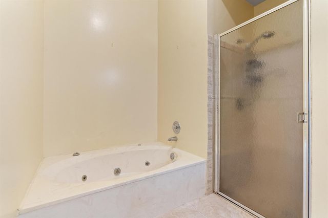8108 NW 100th Lane, Tamarac, FL 33321