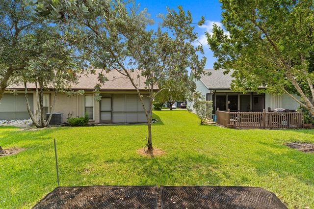 8108 NW 100th Lane, Tamarac, FL 33321