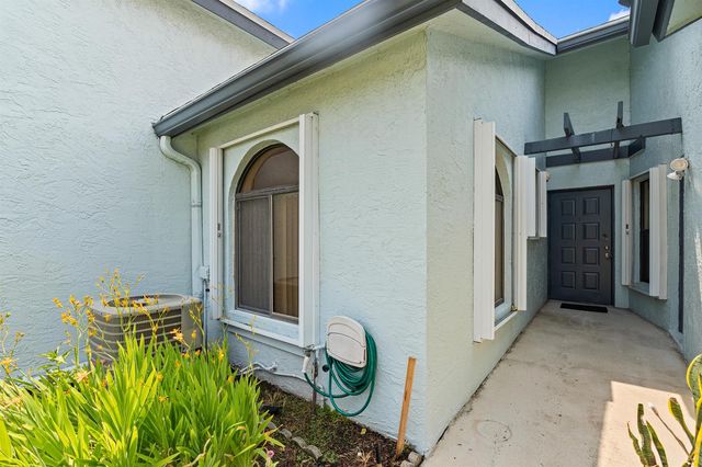 8108 NW 100th Lane, Tamarac, FL 33321