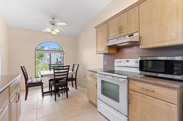 8108 NW 100th Lane, Tamarac, FL 33321