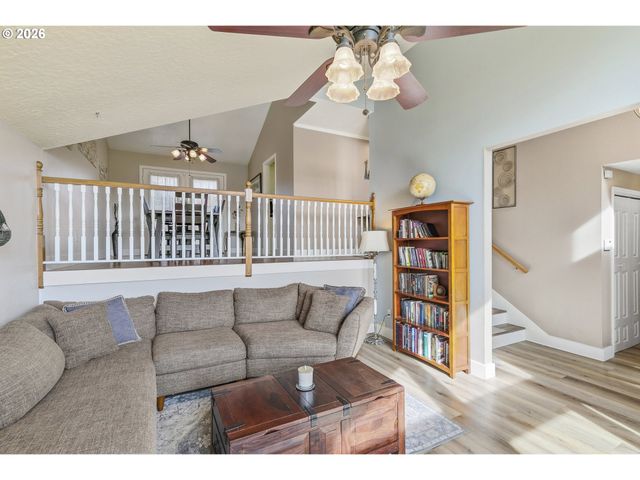 18989 Sw JESSICA Way, Beaverton, OR 97006