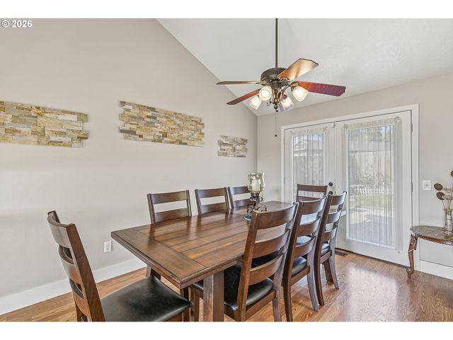 18989 Sw JESSICA Way, Beaverton, OR 97006