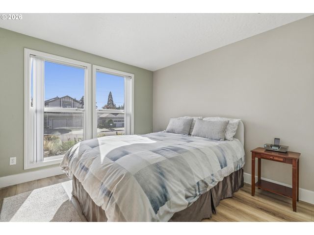 18989 Sw JESSICA Way, Beaverton, OR 97006