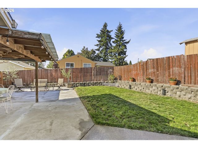 18989 Sw JESSICA Way, Beaverton, OR 97006