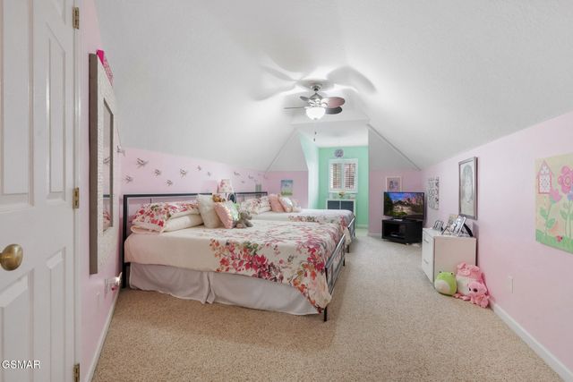 411 Maggie Mack Lane, Sevierville, TN 37862