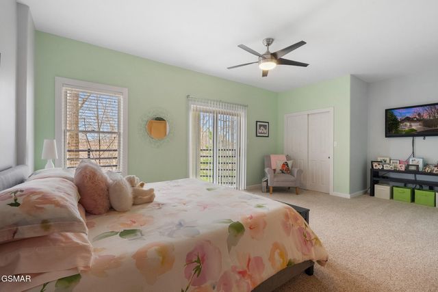 411 Maggie Mack Lane, Sevierville, TN 37862