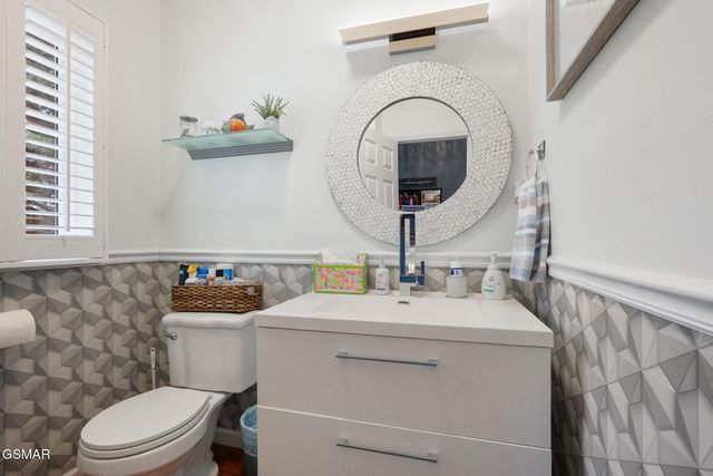 411 Maggie Mack Lane, Sevierville, TN 37862