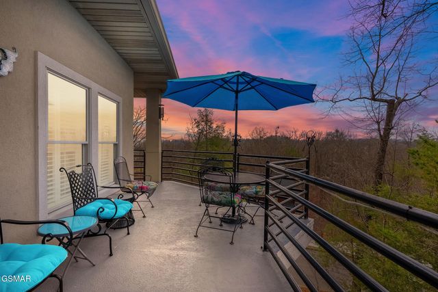 411 Maggie Mack Lane, Sevierville, TN 37862