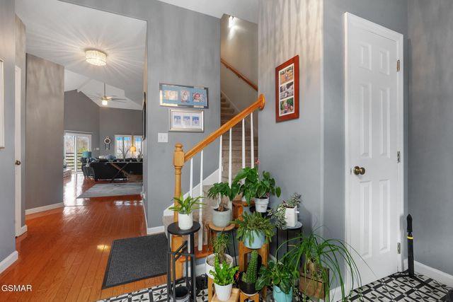 411 Maggie Mack Lane, Sevierville, TN 37862