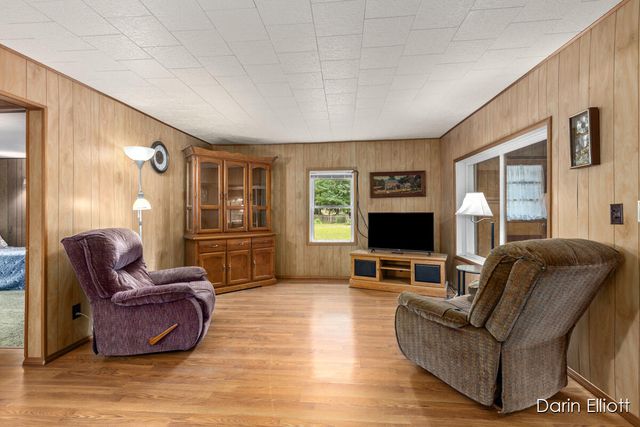 901 Half Moon Lake Drive Sw, Evergreen Twp, MI 48888