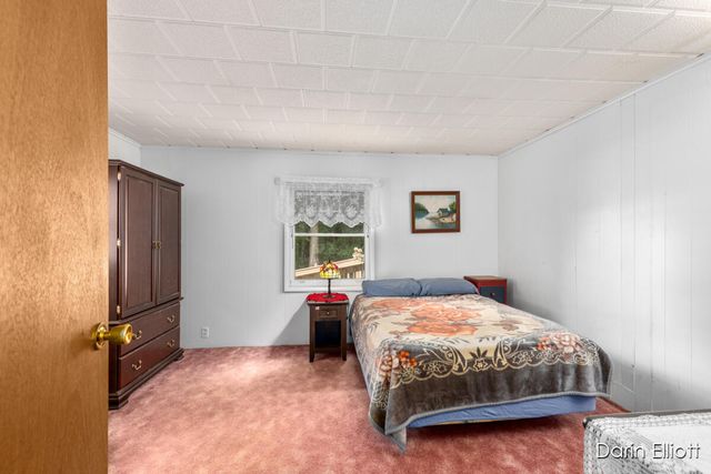 901 Half Moon Lake Drive Sw, Evergreen Twp, MI 48888