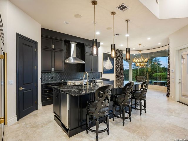 34 Galleria Drive, San Antonio, TX 78257