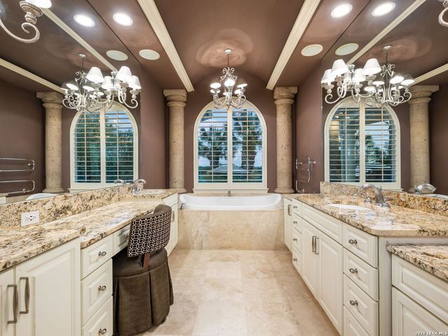 34 Galleria Drive, San Antonio, TX 78257