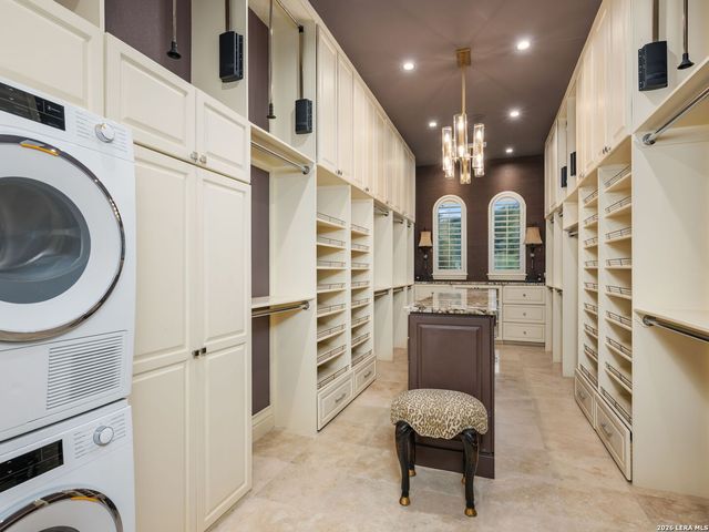 34 Galleria Drive, San Antonio, TX 78257
