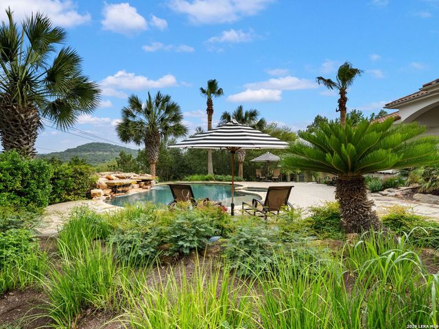 34 Galleria Drive, San Antonio, TX 78257