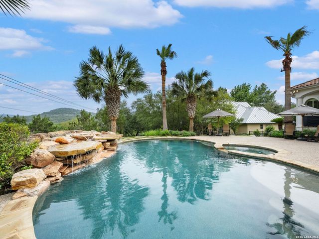 34 Galleria Drive, San Antonio, TX 78257