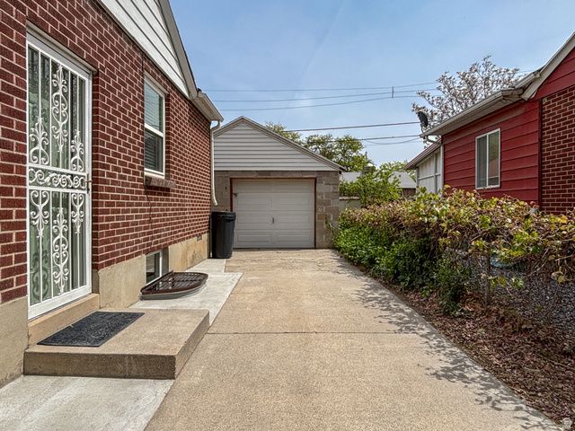 956 N VICTORIA WAY, Salt Lake City, UT 84116