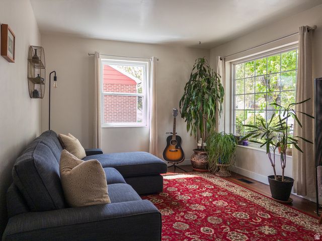 956 N VICTORIA WAY, Salt Lake City, UT 84116