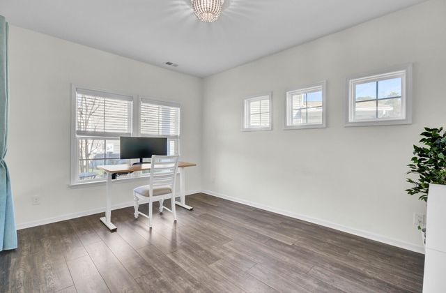 1981 Wild Indigo Way, Hanahan, SC 29410