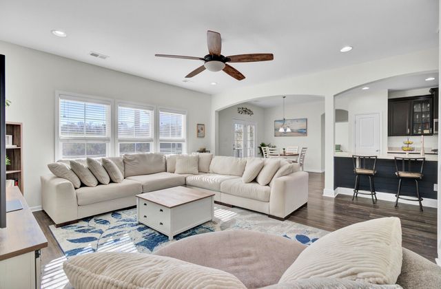 1981 Wild Indigo Way, Hanahan, SC 29410