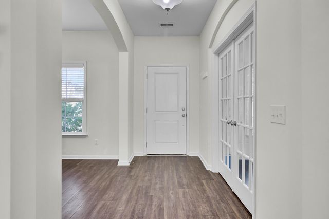 1981 Wild Indigo Way, Hanahan, SC 29410