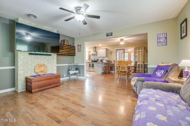 139 Lynnwood Avenue, Elizabethton, TN 37643