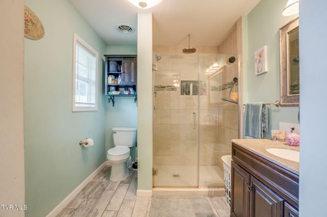139 Lynnwood Avenue, Elizabethton, TN 37643