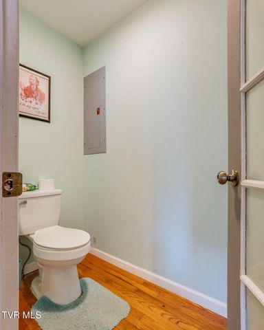 139 Lynnwood Avenue, Elizabethton, TN 37643