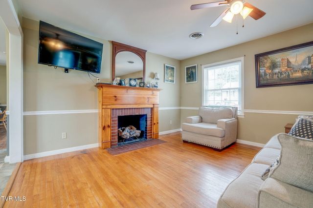 139 Lynnwood Avenue, Elizabethton, TN 37643
