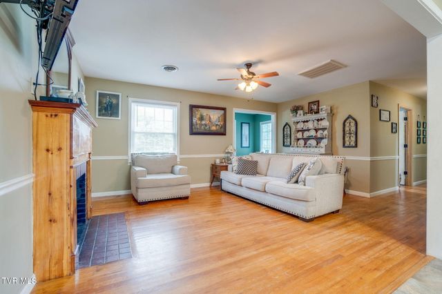 139 Lynnwood Avenue, Elizabethton, TN 37643