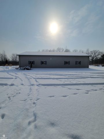 9561 Wilkes Road, Avoca, MI 48006
