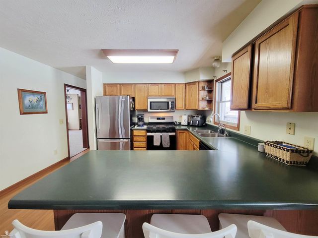 9561 Wilkes Road, Avoca, MI 48006